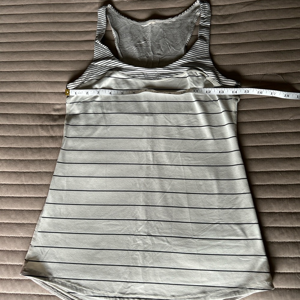 Lululemon First Base Tank Top - Picture 4 of 7